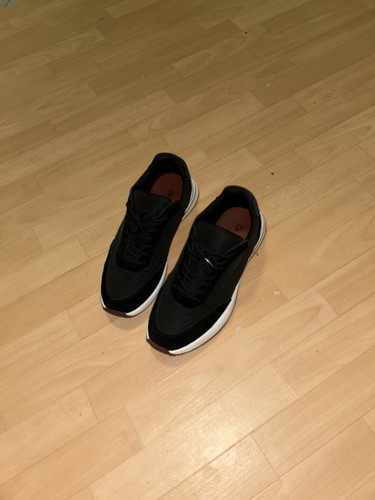 Belle eleganti scarpe loro - eleganti,