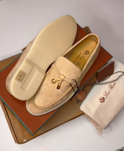 Loro piana summer charms walk - piana,