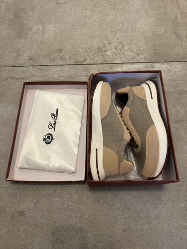 Loro piana weekend walk - loro,